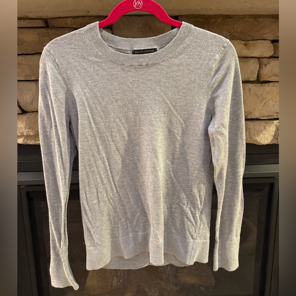 Banana Republic Light Gray Sweater